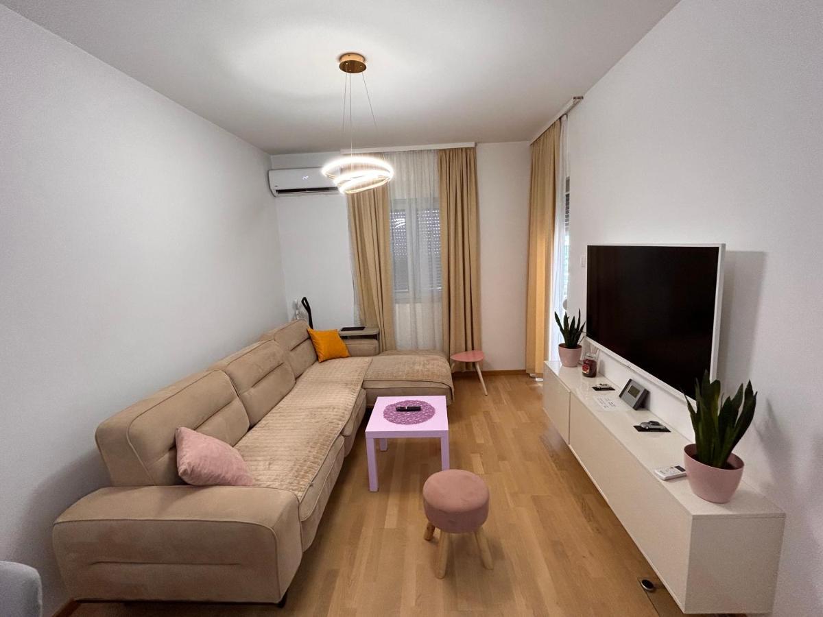 Flat Mara, Pet Friendly Apartment Podgorica Bagian luar foto